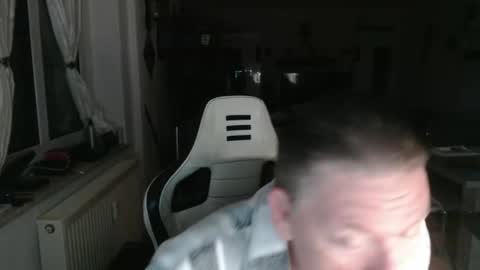 Snapshot of deinprinz2312 chatting on April 21, 2026, 2:51 am deinprinz2312 online show from April 21, 2026, 2:51 am