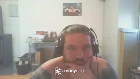 deinspielzeug87 online show from January 26, 2025, 2:52 pm