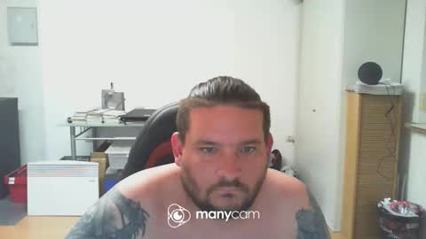 deinspielzeug87 online show from May 5, 2026, 4:04 pm
