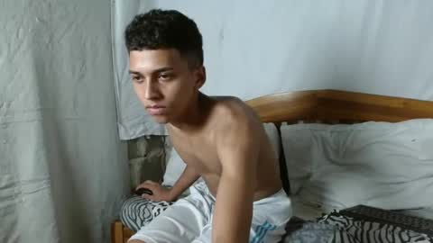 Snapshot of deivy_skinny01 chatting on November 4, 2025, 1:38 am Deivy online show from November 4, 2025, 1:38 am