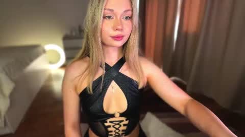 Dia online show from June 30, 2026, 5:41 am