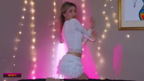 Snapshot of delcieodoherty chatting on November 28, 2025, 8:22 pm Adla online show from November 28, 2025, 8:22 pm