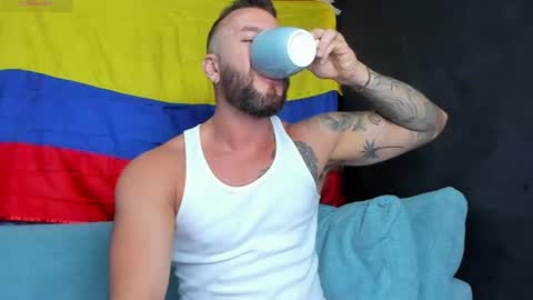 Delessandro online show from June 22, 2026, 10:51 pm