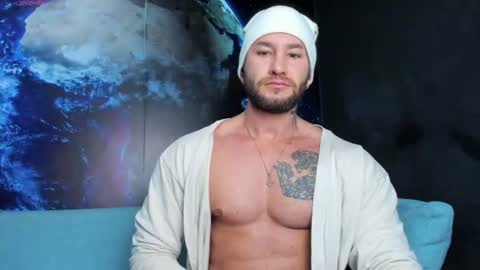 Delessandro online show from July 26, 2026, 9:21 pm