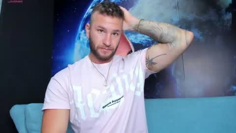 Delessandro online show from July 29, 2026, 2:43 am