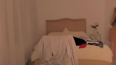 Snapshot of deliadelicious chatting on February 21, 2025, 10:17 am deliadelicious online show from February 21, 2025, 10:17 am