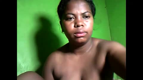 deliah712909 online show from March 8, 2025, 3:39 am