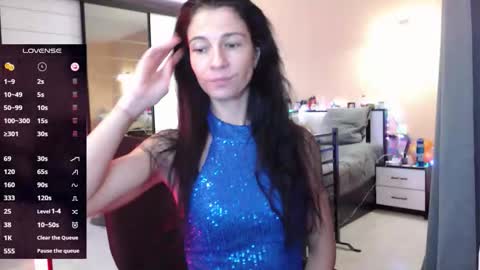 Nicole online show from January 8, 2026, 9:33 am