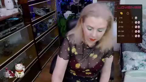 Snapshot of delicecat chatting on July 28, 2026, 9:37 am Delicacat online show from July 28, 2026, 9:37 am