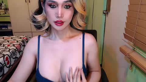 Mercedes online show from February 27, 2025, 7:01 am