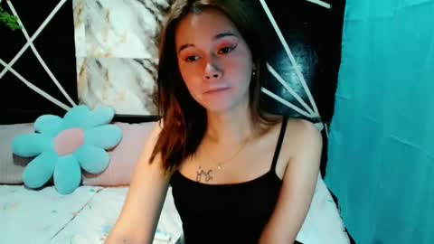 delicious_cum_girlxx online show from December 17, 2025, 3:34 am