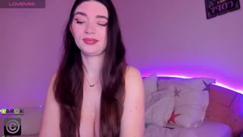 Mila online show from March 11, 2025, 6:43 am