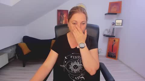 Snapshot of deliciouslolly chatting on May 25, 2026, 3:12 am DeliciousLolly online show from May 25, 2026, 3:12 am