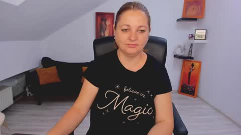 Snapshot of deliciouslolly chatting on June 10, 2026, 3:18 am DeliciousLolly online show from June 10, 2026, 3:18 am