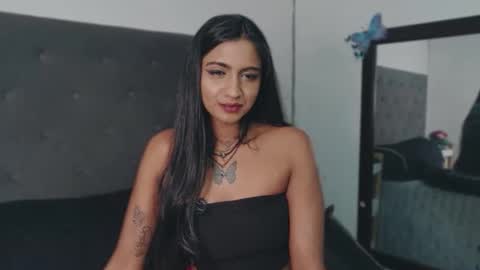 Snapshot of delilah_blazee chatting on June 7, 2026, 8:01 pm Delilah Blaze online show from June 7, 2026, 8:01 pm