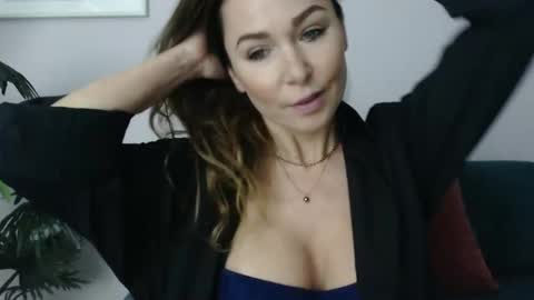 delilah_sweet online show from February 3, 2025, 4:41 pm