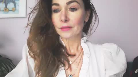 delilah_sweet online show from February 16, 2026, 4:03 pm