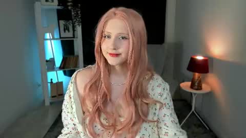 Delilah or Laila online show from July 17, 2026, 8:57 pm
