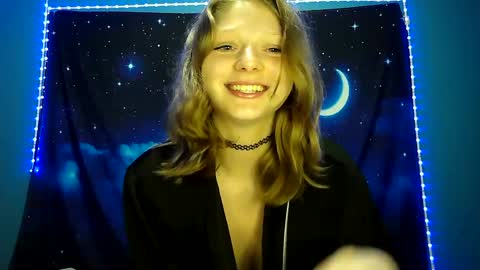 DelilaLove3412 online show from December 19, 2024, 3:18 am