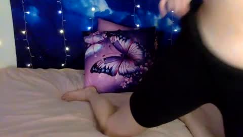 Snapshot of delilalove3412 chatting on July 18, 2026, 4:33 pm DelilaLove3412 online show from July 18, 2026, 4:33 pm