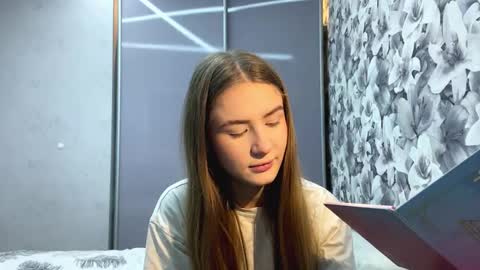 Snapshot of delindaquails chatting on December 18, 2025, 8:15 pm Lea online show from December 18, 2025, 8:15 pm