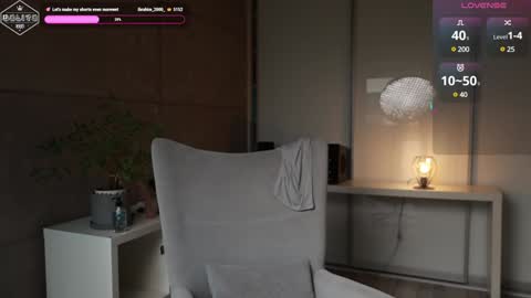 Snapshot of delitevip chatting on February 4, 2025, 2:10 pm DeLite Next stream on Wednesday or Thurdsay online show from February 4, 2025, 2:10 pm