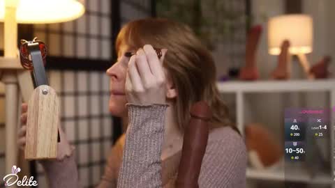 Snapshot of delitevip chatting on October 2, 2025, 7:15 am DeLite Next stream on Wednesday or Thurdsay online show from October 2, 2025, 7:15 am