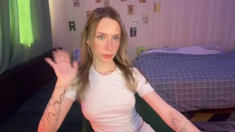 Snapshot of dellacampbell chatting on May 20, 2026, 11:16 am Della online show from May 20, 2026, 11:16 am