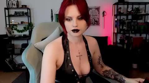 Snapshot of dellacrush_ chatting on July 12, 2026, 5:26 pm dellacrush_ online show from July 12, 2026, 5:26 pm