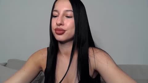 delly_love online show from September 10, 2025, 7:03 pm