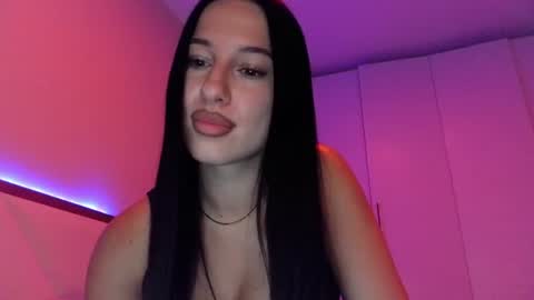 Snapshot of delly_love chatting on June 25, 2026, 7:51 pm delly_love online show from June 25, 2026, 7:51 pm