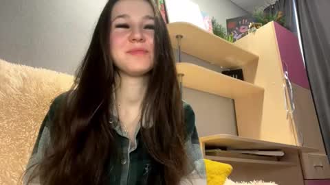 Sarah online show from March 17, 2026, 2:27 am