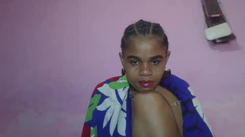 Snapshot of delphineee chatting on May 7, 2026, 4:56 pm delphine online show from May 7, 2026, 4:56 pm
