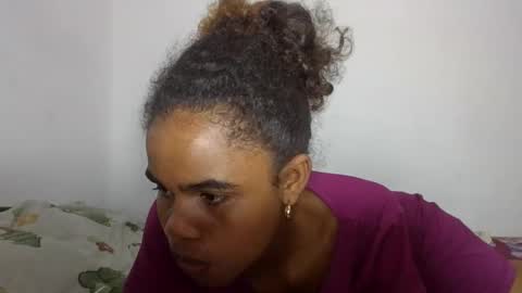 Snapshot of delphineee chatting on June 7, 2026, 8:40 am delphine online show from June 7, 2026, 8:40 am