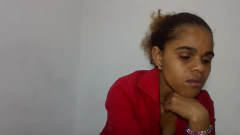 Snapshot of delphineee chatting on June 10, 2026, 6:18 pm delphine online show from June 10, 2026, 6:18 pm
