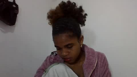 Snapshot of delphineee chatting on June 15, 2026, 6:04 am delphine online show from June 15, 2026, 6:04 am