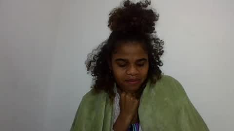 Snapshot of delphineee chatting on June 19, 2026, 2:05 am delphine online show from June 19, 2026, 2:05 am