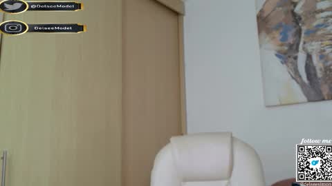 Snapshot of delsee_ chatting on January 6, 2026, 10:52 am Delsee online show from January 6, 2026, 10:52 am