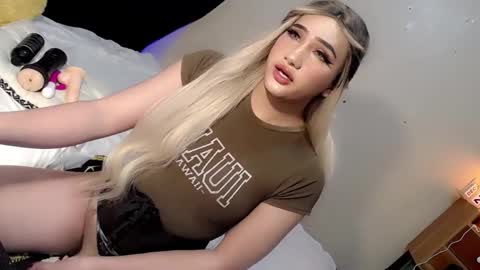 Snapshot of deluxetgirl69 chatting on December 26, 2024, 3:31 pm Chesca online show from December 26, 2024, 3:31 pm