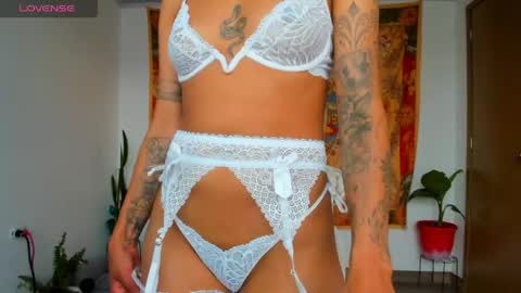 demeter__ online show from April 22, 2026, 10:00 pm