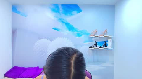 DEMI online show from September 18, 2025, 1:24 pm