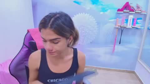 Snapshot of demi_leed chatting on August 1, 2026, 12:48 pm DEMI online show from August 1, 2026, 12:48 pm