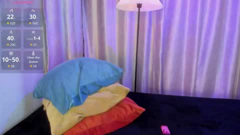 demian_hush online show from April 23, 2026, 3:19 am