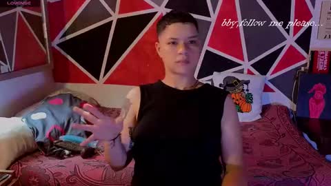 Snapshot of demimoore222 chatting on November 3, 2025, 8:43 pm DEMI online show from November 3, 2025, 8:43 pm