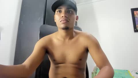 Snapshot of demol_latin chatting on December 12, 2024, 4:26 am MASTER DAV online show from December 12, 2024, 4:26 am