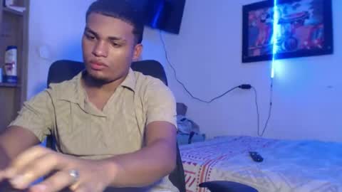 Snapshot of demol_latin chatting on November 14, 2025, 4:33 am MASTER DAV online show from November 14, 2025, 4:33 am