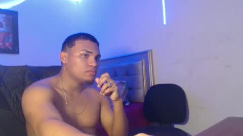 Snapshot of demol_latin chatting on November 18, 2025, 12:27 am MASTER DAV online show from November 18, 2025, 12:27 am