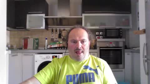 Snapshot of demon52 chatting on May 11, 2026, 1:39 pm DEMON52 online show from May 11, 2026, 1:39 pm