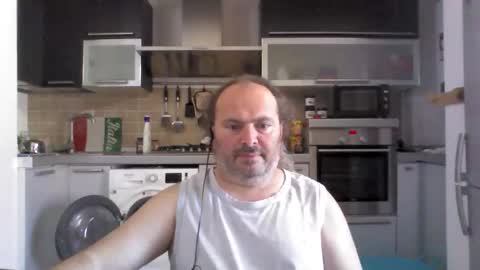 Snapshot of demon52 chatting on May 18, 2026, 1:06 pm DEMON52 online show from May 18, 2026, 1:06 pm