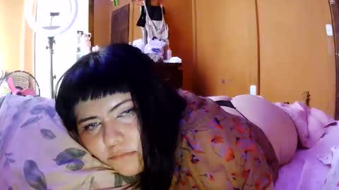 demonchubbygirl online show from June 7, 2026, 4:33 pm